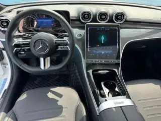 Mercedes-Benz C-Class 2024 C 260 L Sports version interior photo 8 Mercedes-Benz C-Class 2024 C 260 L Sports version interior photo 8