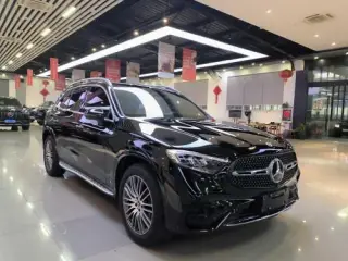 Mercedes-Benz GLC 2024 GLC 300 L 4MATIC Type dynamique 5 Siège intérieur photo 11 Mercedes-Benz GLC 2024 GLC 300 L 4MATIC Type dynamique 5 Siège intérieur photo 11