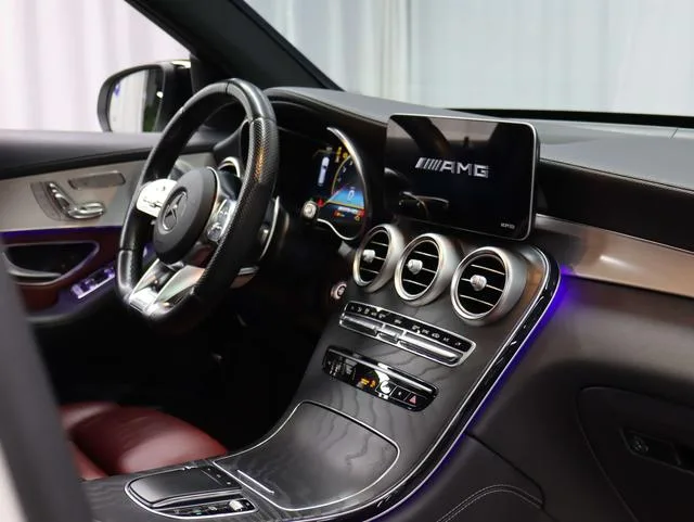 Mercedes-Benz GLC AMG 2020 AMG GLC 43 4MATIC intérieur photo 17