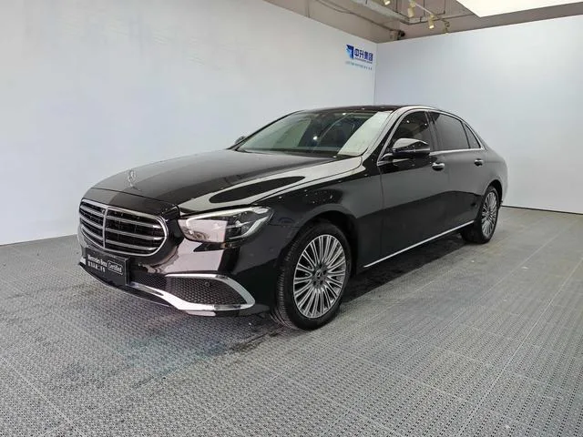 Mercedes-Benz E-Class 2023 E 300 L Luxury type Passenger car exterior photo 1 Mercedes-Benz E-Class 2023 E 300 L Luxury type Passenger car exterior photo 1