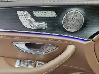 Mercedes-Benz E-Class 2023 E 300 L Luxury type Passenger car interior photo 19 Mercedes-Benz E-Class 2023 E 300 L Luxury type Passenger car interior photo 19