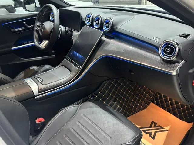 Mercedes-Benz C-Class 2024 C 260 L Sports version interior photo 11 Mercedes-Benz C-Class 2024 C 260 L Sports version interior photo 11