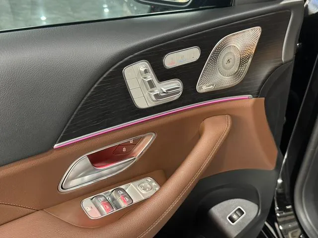 Mercedes-Benz GLE (Imported) 2024 GLE 450 4MATIC Luxury type interior photo 15 Mercedes-Benz GLE (Imported) 2024 GLE 450 4MATIC Luxury type interior photo 15