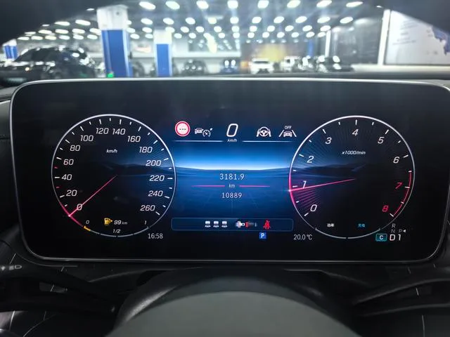 Mercedes-Benz C-Class 2025 C 260 L Hao Night Sports Edition interior photo 12 Mercedes-Benz C-Class 2025 C 260 L Hao Night Sports Edition interior photo 12