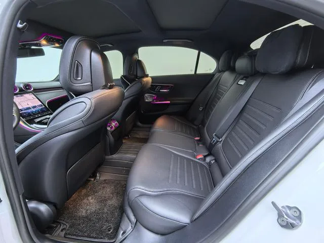 Mercedes-Benz C-Class 2025 C 260 L Hao Night Sports Edition interior photo 14 Mercedes-Benz C-Class 2025 C 260 L Hao Night Sports Edition interior photo 14
