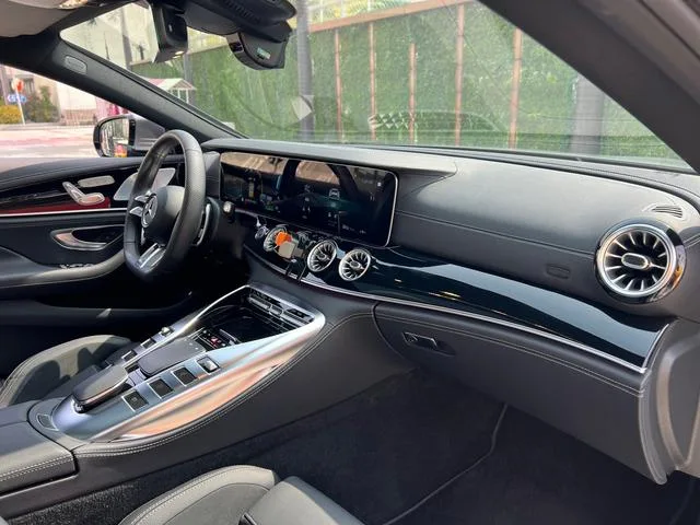 Mercedes-Benz AMG GT 2023 AMG GT 50 4MATIC Coche deportivo de cuatro puertas interior foto 11 Mercedes-Benz AMG GT 2023 AMG GT 50 4MATIC Coche deportivo de cuatro puertas interior foto 11