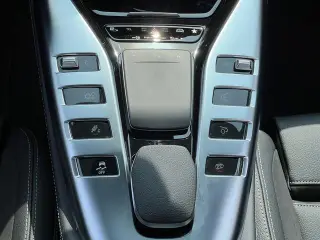 Mercedes-Benz AMG GT 2023 AMG GT 50 4MATIC Coche deportivo de cuatro puertas interior foto 18 Mercedes-Benz AMG GT 2023 AMG GT 50 4MATIC Coche deportivo de cuatro puertas interior foto 18