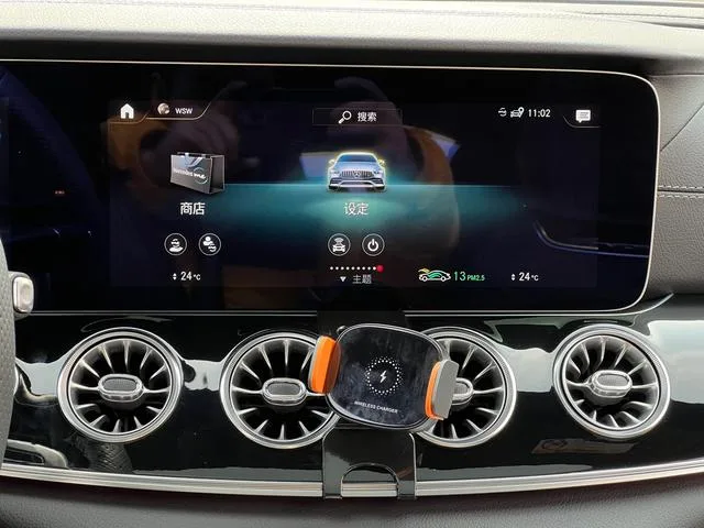 Mercedes-Benz AMG GT 2023 AMG GT 50 4MATIC Coche deportivo de cuatro puertas interior foto 19 Mercedes-Benz AMG GT 2023 AMG GT 50 4MATIC Coche deportivo de cuatro puertas interior foto 19