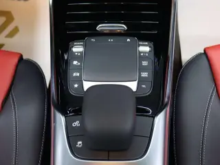 Mercedes-Benz CLA AMG 2023 AMG CLA 35 4MATIC интерьер фото 19