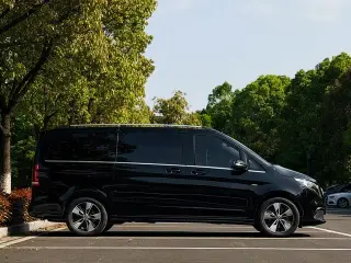 Mercedes-Benz V-Class 2020 V 260 Version de luxe extérieur photo 4 Mercedes-Benz V-Class 2020 V 260 Version de luxe extérieur photo 4
