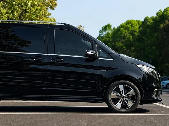 Mercedes-Benz V-Class 2020 V 260 Version de luxe extérieur photo 6 Mercedes-Benz V-Class 2020 V 260 Version de luxe extérieur photo 6