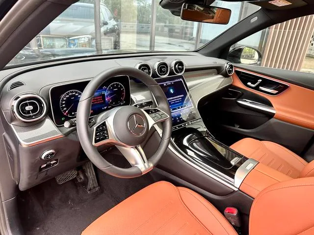 Mercedes-Benz GLC 2023 Reforma GLC 260 L 4MATIC Dinámico 5 Asiento exterior foto 4 Mercedes-Benz GLC 2023 Reforma GLC 260 L 4MATIC Dinámico 5 Asiento exterior foto 4