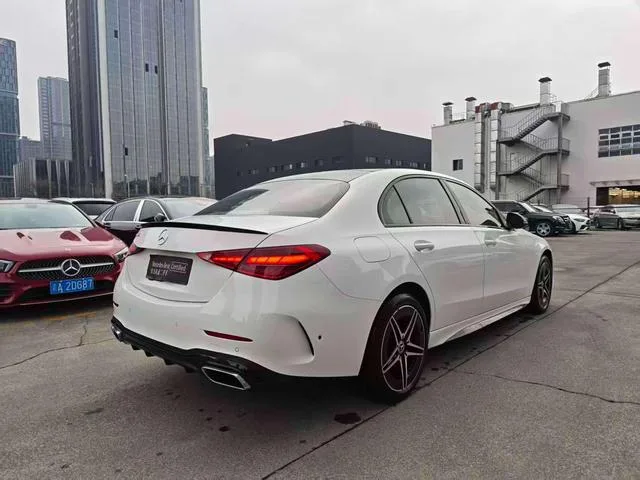 Mercedes-Benz C-Class 2024 C 260 L Edición deportiva Haoye exterior foto 5