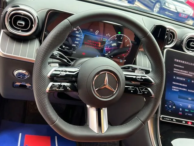 Mercedes-Benz GLC 2023 Mise à jour GLC 260 L 4MATIC Type de luxe 5 Siège extérieur photo 5