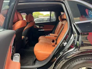 Mercedes-Benz GLC 2023 Mise à jour GLC 260 L 4MATIC Type de luxe 5 Siège intérieur photo 14