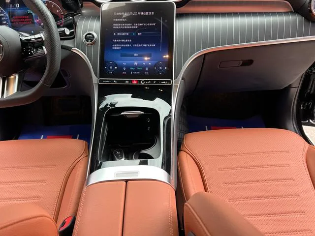 Mercedes-Benz GLC 2023 Mise à jour GLC 260 L 4MATIC Type de luxe 5 Siège intérieur photo 18