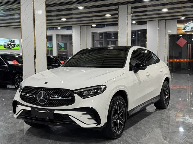 Mercedes-Benz GLC Coupe 2024 GLC 260 4MATIC coupe SUV exterior photo 1 Mercedes-Benz GLC Coupe 2024 GLC 260 4MATIC coupe SUV exterior photo 1