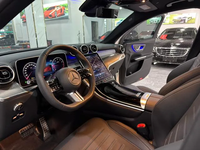 Mercedes-Benz GLC Coupe 2024 GLC 260 4MATIC coupe SUV exterior photo 4 Mercedes-Benz GLC Coupe 2024 GLC 260 4MATIC coupe SUV exterior photo 4