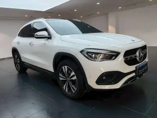 Mercedes-Benz GLA 2023 GLA 220 exterior photo 2