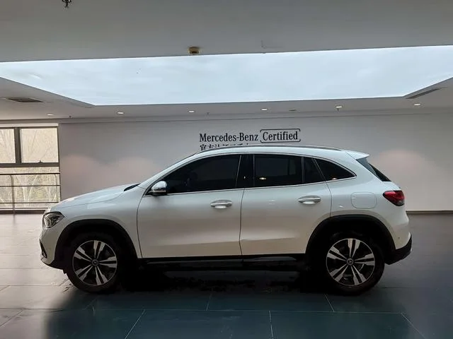 Mercedes-Benz GLA 2023 GLA 220 exterior photo 7