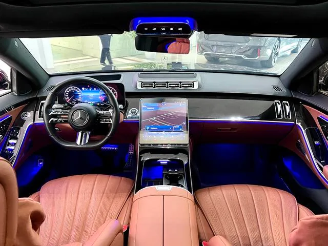 Mercedes-Benz S-Class 2021 S 450 L 4MATIC interior photo 7 Mercedes-Benz S-Class 2021 S 450 L 4MATIC interior photo 7