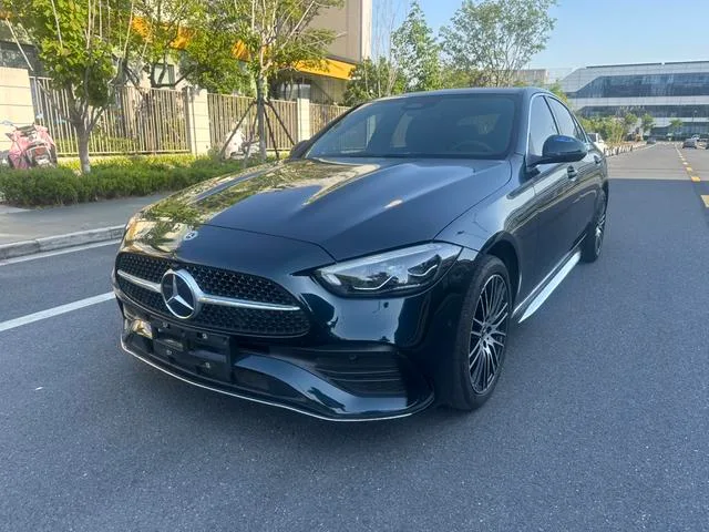 Mercedes-Benz C-Class 2023 Restyling C 260 L Sports version exterior photo 1 Mercedes-Benz C-Class 2023 Restyling C 260 L Sports version exterior photo 1