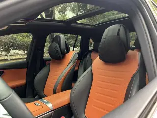 Mercedes-Benz GLC 2023 GLC 260 L 4MATIC Dynamic 5 seat interior photo 14 Mercedes-Benz GLC 2023 GLC 260 L 4MATIC Dynamic 5 seat interior photo 14