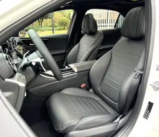 Mercedes-Benz C-Class 2023 C 260 L Version sportive extérieur photo 5 Mercedes-Benz C-Class 2023 C 260 L Version sportive extérieur photo 5