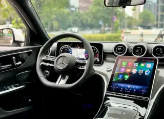Mercedes-Benz C-Class 2023 C 260 L Version sportive intérieur photo 6 Mercedes-Benz C-Class 2023 C 260 L Version sportive intérieur photo 6