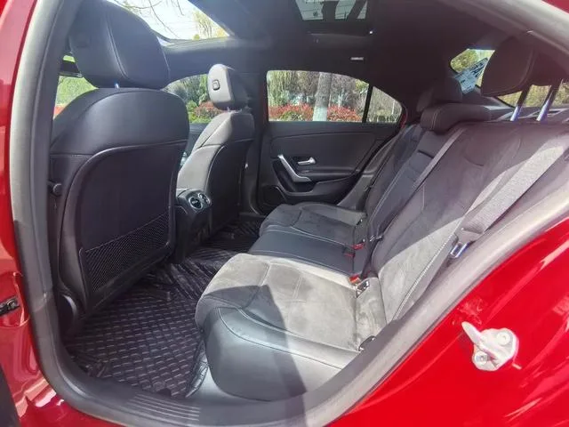 Mercedes-Benz A-Class 2021 A 200 L Sport Sedan Fashion Edition interior photo 7 Mercedes-Benz A-Class 2021 A 200 L Sport Sedan Fashion Edition interior photo 7
