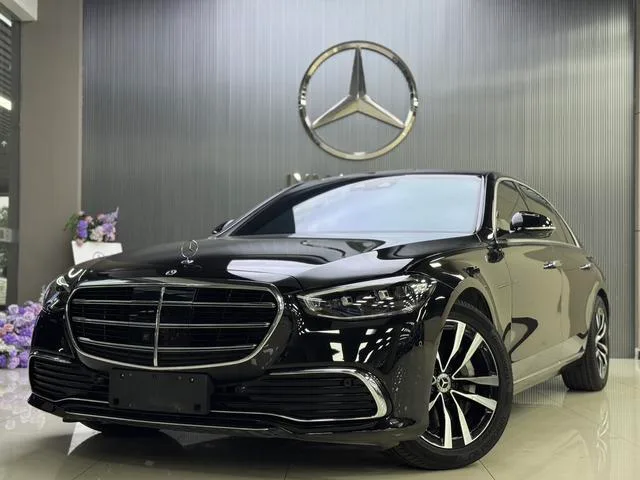 Mercedes-Benz S-Class 2022 Restyling S 400 L Luxury type exterior photo 1 Mercedes-Benz S-Class 2022 Restyling S 400 L Luxury type exterior photo 1