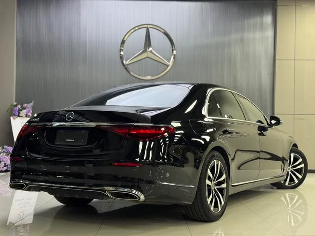 Mercedes-Benz S-Class 2022 Restyling S 400 L Luxury type interior photo 7 Mercedes-Benz S-Class 2022 Restyling S 400 L Luxury type interior photo 7