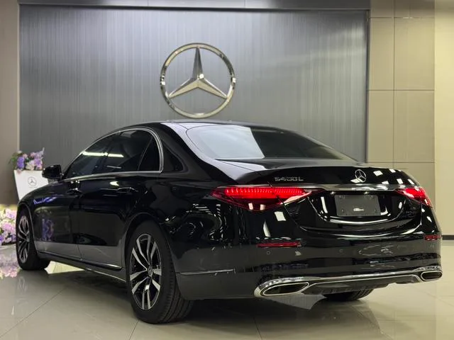 Mercedes-Benz S-Class 2022 Restyling S 400 L Luxury type interior photo 9 Mercedes-Benz S-Class 2022 Restyling S 400 L Luxury type interior photo 9
