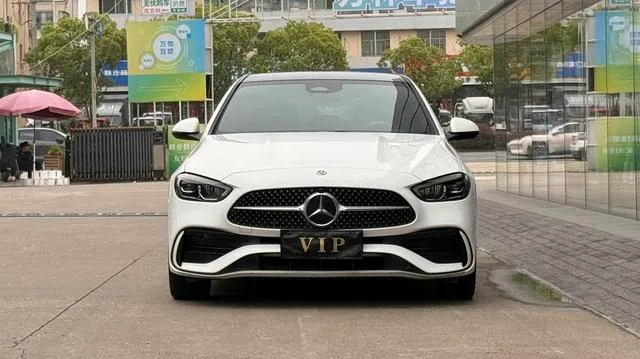 Mercedes-Benz C-Class 2022 Reforma C 260 L Versión deportiva exterior foto 2 Mercedes-Benz C-Class 2022 Reforma C 260 L Versión deportiva exterior foto 2