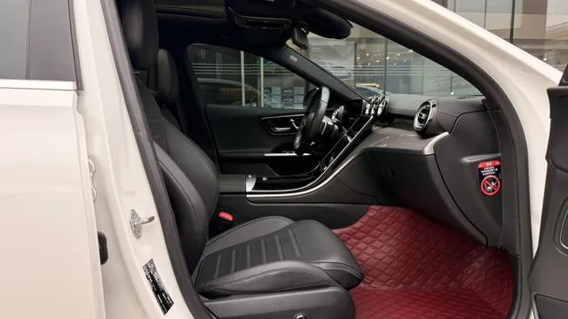 Mercedes-Benz C-Class 2022 Reforma C 260 L Versión deportiva interior foto 11 Mercedes-Benz C-Class 2022 Reforma C 260 L Versión deportiva interior foto 11
