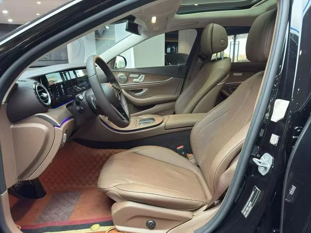 Mercedes-Benz E-Class 2023 Restyling E 300 L Fashionable Passenger car exterior photo 5 Mercedes-Benz E-Class 2023 Restyling E 300 L Fashionable Passenger car exterior photo 5
