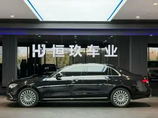 Mercedes-Benz E-Class 2023 Restyling E 300 L Fashionable Passenger car interior photo 6 Mercedes-Benz E-Class 2023 Restyling E 300 L Fashionable Passenger car interior photo 6