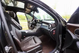Mercedes-Benz GLC 2020 Restyling GLC 260 L 4MATIC Dynamic interior photo 7 Mercedes-Benz GLC 2020 Restyling GLC 260 L 4MATIC Dynamic interior photo 7