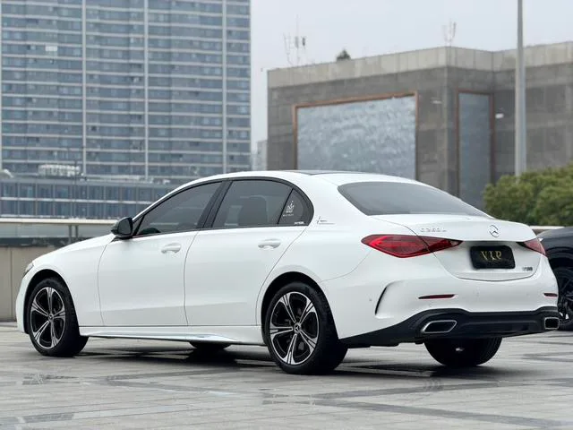 Mercedes-Benz C-Class 2022 C 260 L Edición deportiva Haoye exterior foto 4