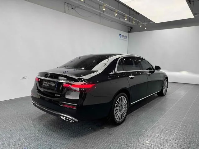 Mercedes-Benz E-Class 2022 Three changes E 300 L Fashionable Passenger car exterior photo 4 Mercedes-Benz E-Class 2022 Three changes E 300 L Fashionable Passenger car exterior photo 4
