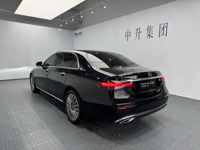 Mercedes-Benz E-Class 2022 Three changes E 300 L Fashionable Passenger car exterior photo 6 Mercedes-Benz E-Class 2022 Three changes E 300 L Fashionable Passenger car exterior photo 6