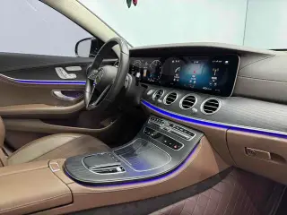 Mercedes-Benz E-Class 2022 Three changes E 300 L Fashionable Passenger car interior photo 13 Mercedes-Benz E-Class 2022 Three changes E 300 L Fashionable Passenger car interior photo 13