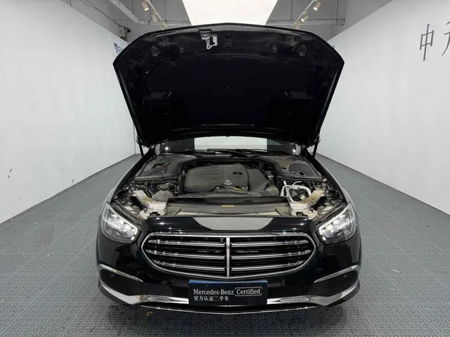 Mercedes-Benz E-Class 2022 Three changes E 300 L Fashionable Passenger car interior photo 19 Mercedes-Benz E-Class 2022 Three changes E 300 L Fashionable Passenger car interior photo 19