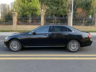 Mercedes-Benz E-Class 2023 E 300 L Style tendance Voiture extérieur photo 7 Mercedes-Benz E-Class 2023 E 300 L Style tendance Voiture extérieur photo 7