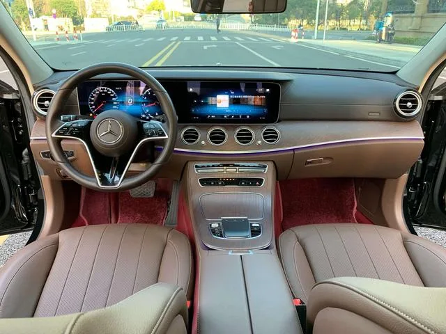 Mercedes-Benz E-Class 2023 E 300 L Style tendance Voiture extérieur photo 10 Mercedes-Benz E-Class 2023 E 300 L Style tendance Voiture extérieur photo 10