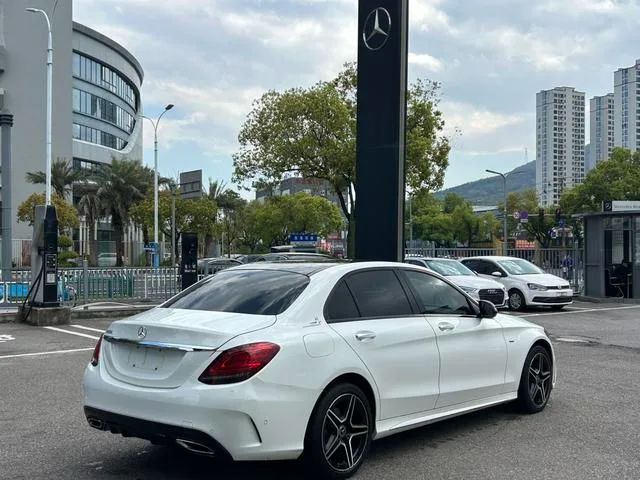 Mercedes-Benz C-Class 2021 C 260 L Sports Star Yao Zhen Tibetan Edition exterior photo 6 Mercedes-Benz C-Class 2021 C 260 L Sports Star Yao Zhen Tibetan Edition exterior photo 6