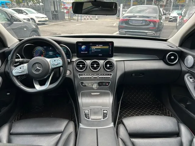 Mercedes-Benz C-Class 2021 C 260 L Sports Star Yao Zhen Tibetan Edition interior photo 11 Mercedes-Benz C-Class 2021 C 260 L Sports Star Yao Zhen Tibetan Edition interior photo 11