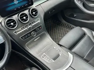 Mercedes-Benz C-Class 2021 C 260 L Sports Star Yao Zhen Tibetan Edition interior photo 15 Mercedes-Benz C-Class 2021 C 260 L Sports Star Yao Zhen Tibetan Edition interior photo 15