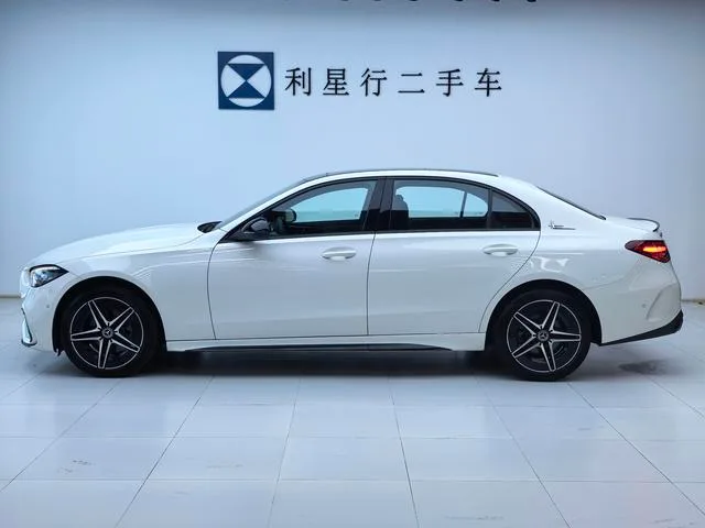 Mercedes-Benz C-Class 2025 C 260 L Hao Night Sports Edition exterior photo 2 Mercedes-Benz C-Class 2025 C 260 L Hao Night Sports Edition exterior photo 2