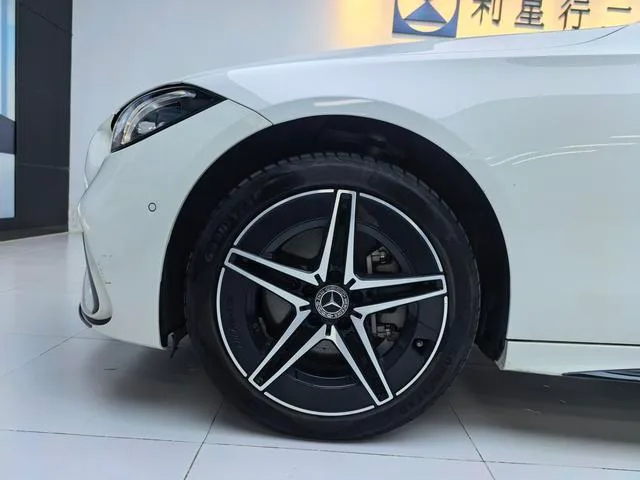 Mercedes-Benz C-Class 2025 C 260 L Hao Night Sports Edition exterior photo 9 Mercedes-Benz C-Class 2025 C 260 L Hao Night Sports Edition exterior photo 9